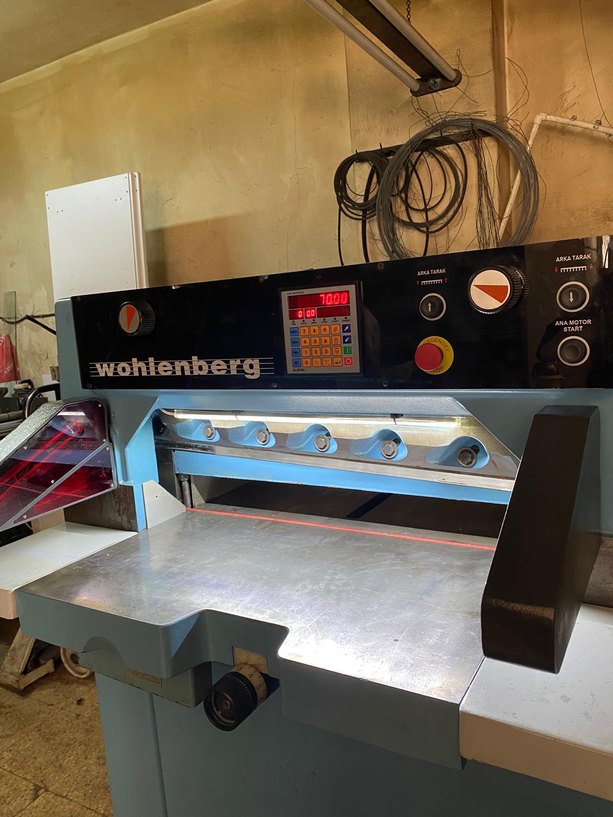 Wohlenberg 76 cm Guillotine Paper Cutting Machine – 2000 Model